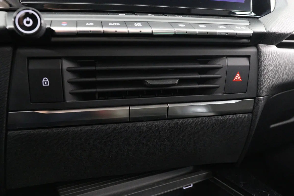 1.6 Turbo Hybrid | Dealer Onderhouden! | Navi | Clima | LED | Cruise Adaptive | Parkeersensoren V+A | Lichtmetalen Velgen