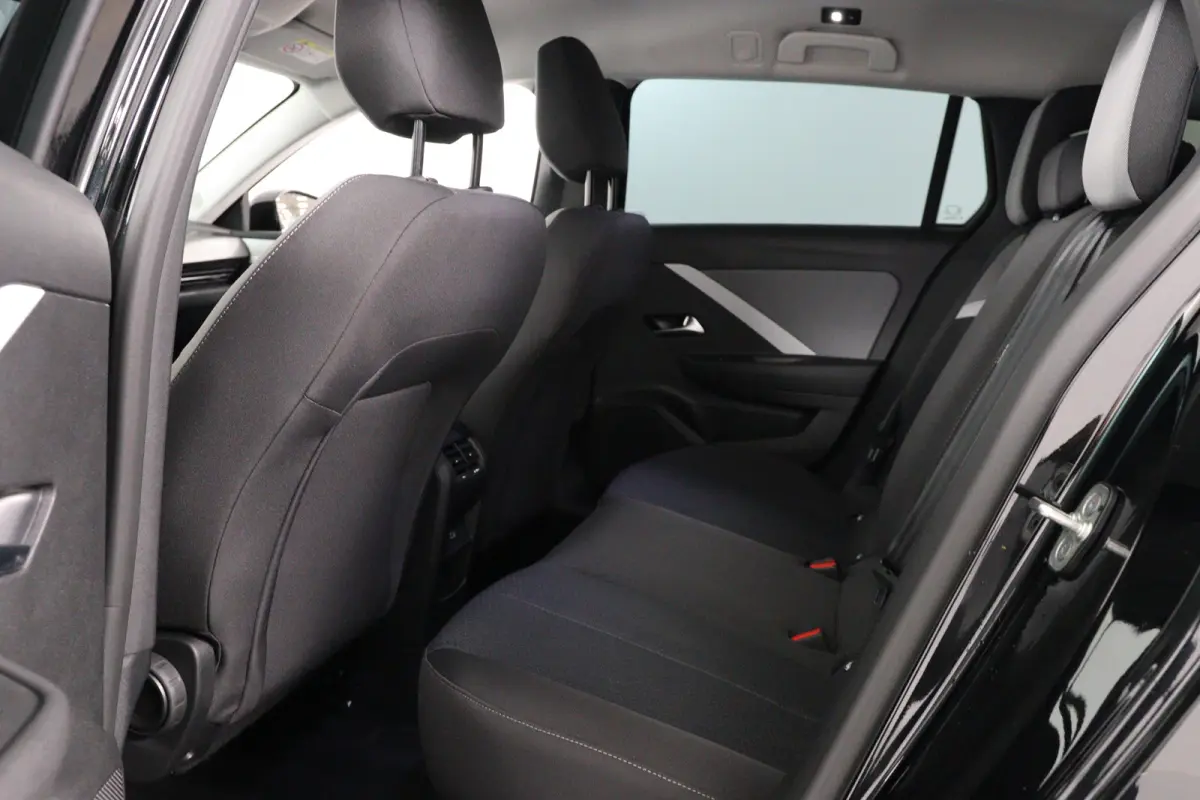 1.6 Turbo Hybrid | Dealer Onderhouden! | Navi | Clima | LED | Cruise Adaptive | Parkeersensoren V+A | Lichtmetalen Velgen
