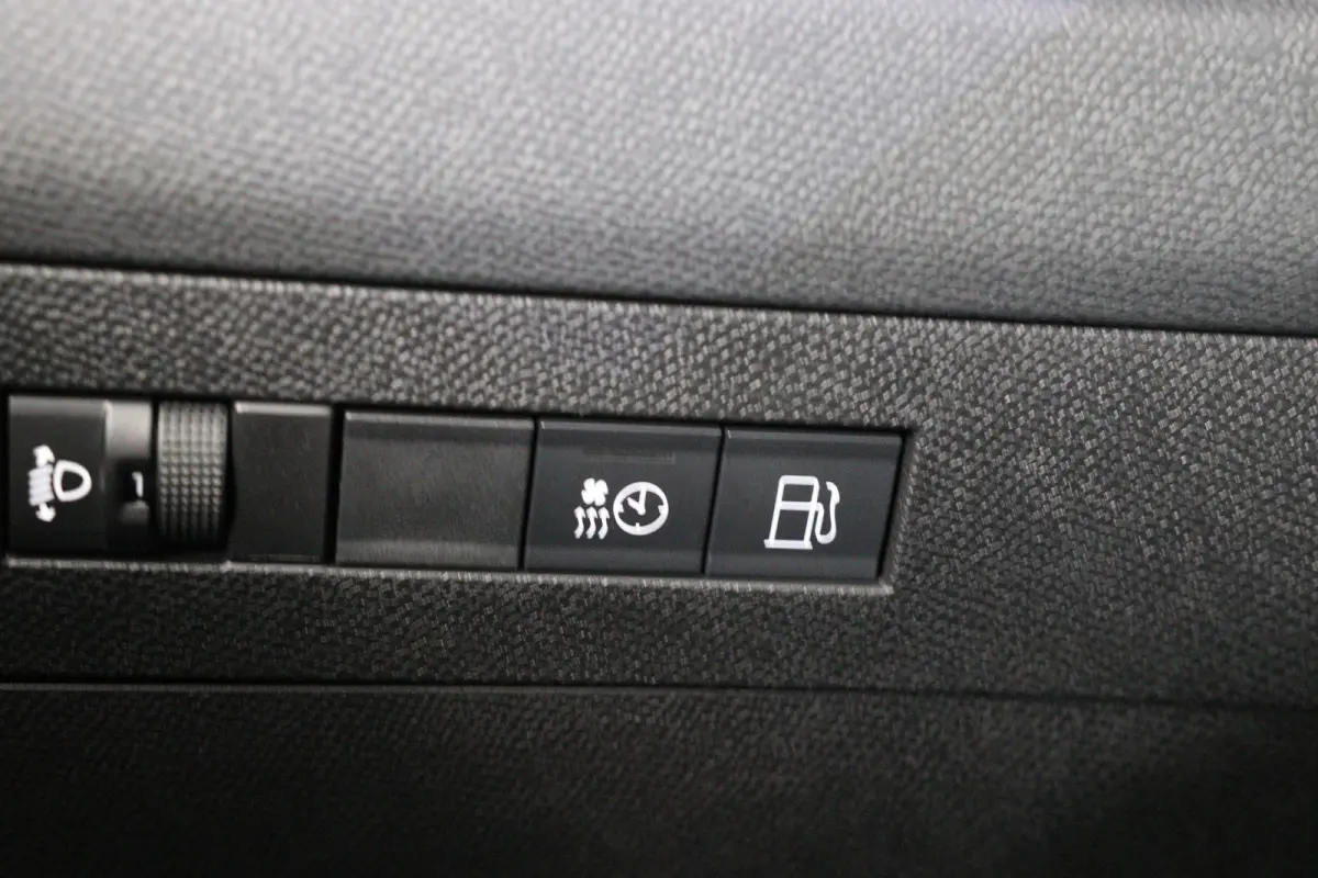 1.6 Turbo Hybrid | Dealer Onderhouden! | Navi | Clima | LED | Cruise Adaptive | Parkeersensoren V+A | Lichtmetalen Velgen