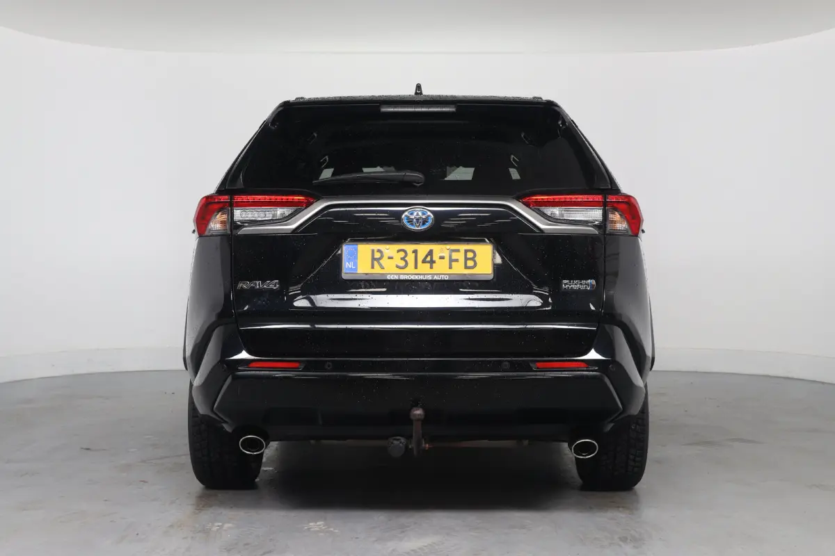 2.5 Plug-in Hybrid AWD Dynamic | Dealer Onderhouden! | 1e Eigenaar | Trekhaak | Stoelverwarming | Camera | Cruise Adaptive | Keyless | Elk. Achterklep | Parkeersensoren V+A | Lichtmetalen Ve
