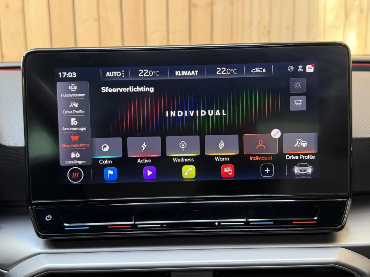 1.4 TSI eHybrid PHEV FR SoH 90,4% | Achteruitrijcamera | Apple CarPlay/Android Auto | Climate & cruise control | LED koplampen | Navigatiesysteem | Panoramadak | Parkeersensoren voor en acht