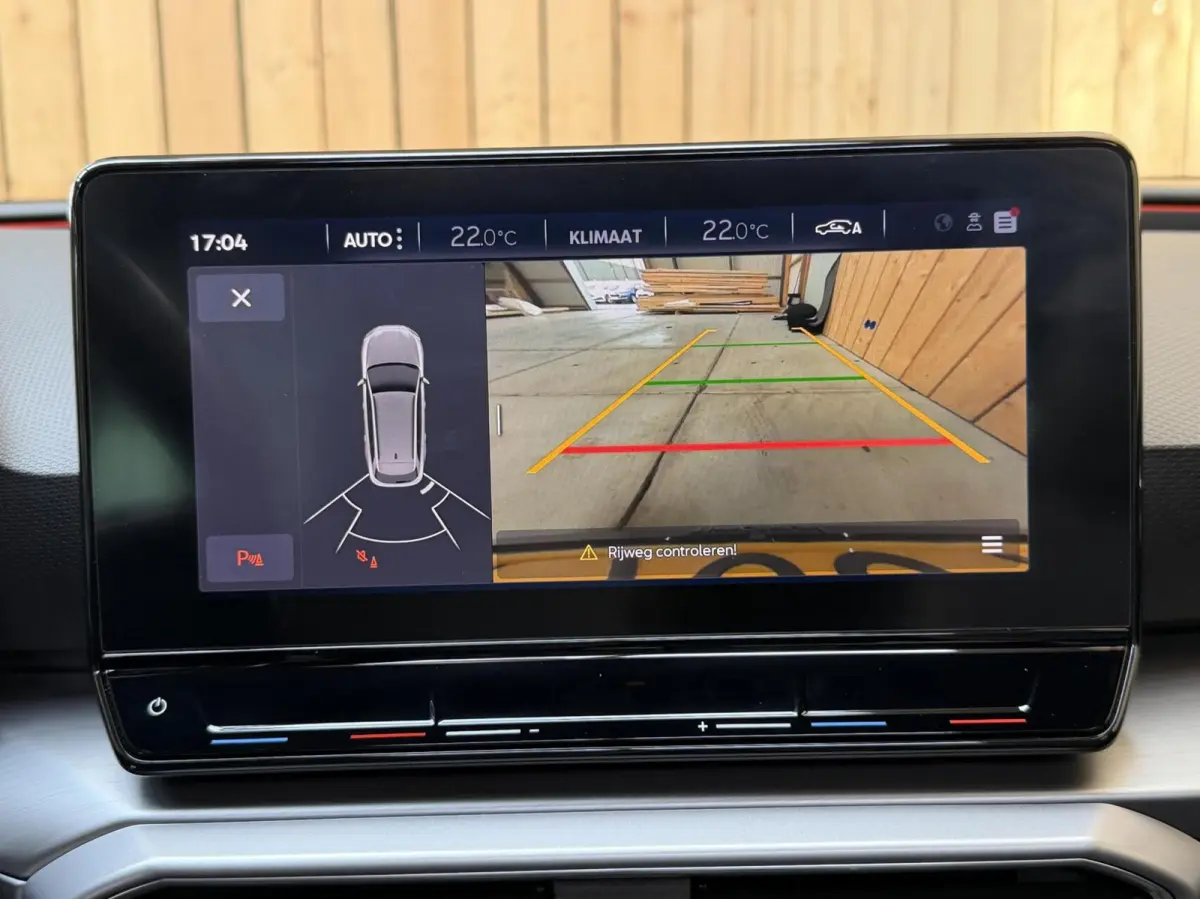 1.4 TSI eHybrid PHEV FR SoH 90,4% | Achteruitrijcamera | Apple CarPlay/Android Auto | Climate & cruise control | LED koplampen | Navigatiesysteem | Panoramadak | Parkeersensoren voor en acht