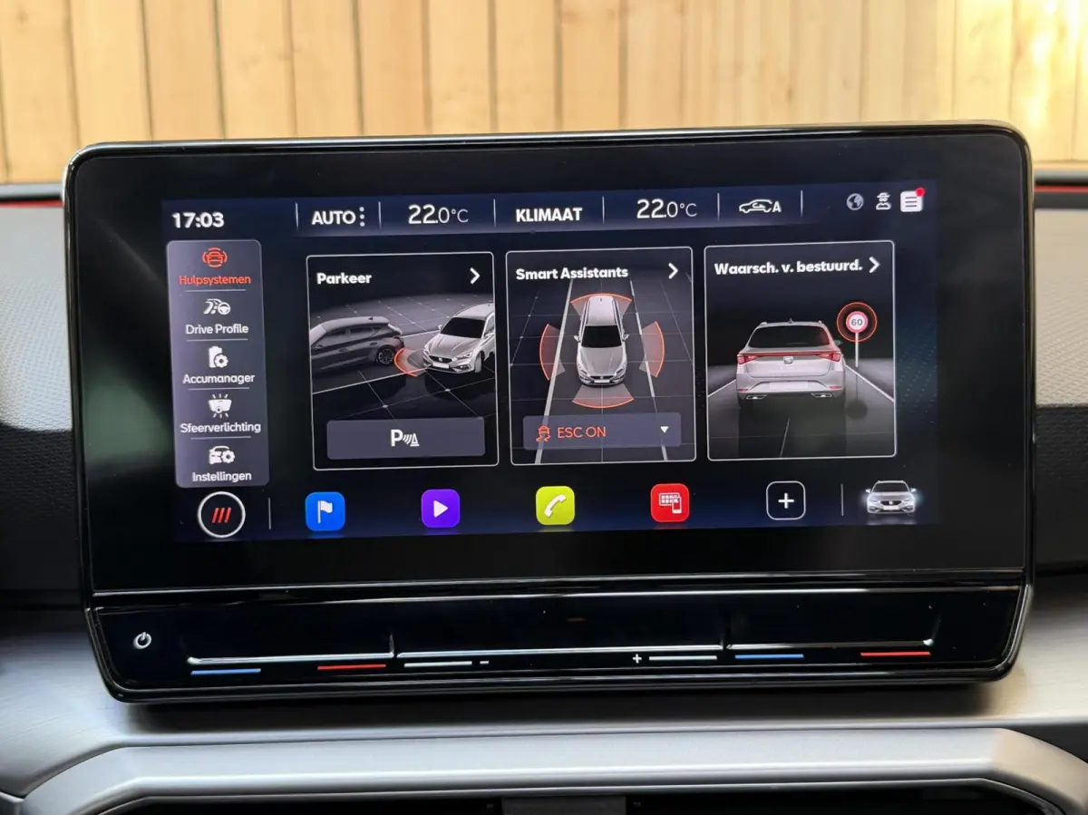 1.4 TSI eHybrid PHEV FR SoH 90,4% | Achteruitrijcamera | Apple CarPlay/Android Auto | Climate & cruise control | LED koplampen | Navigatiesysteem | Panoramadak | Parkeersensoren voor en acht
