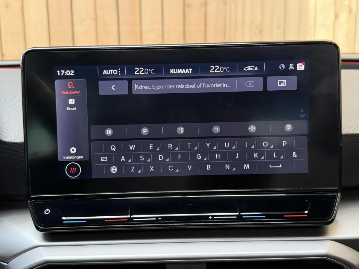 1.4 TSI eHybrid PHEV FR SoH 90,4% | Achteruitrijcamera | Apple CarPlay/Android Auto | Climate & cruise control | LED koplampen | Navigatiesysteem | Panoramadak | Parkeersensoren voor en acht