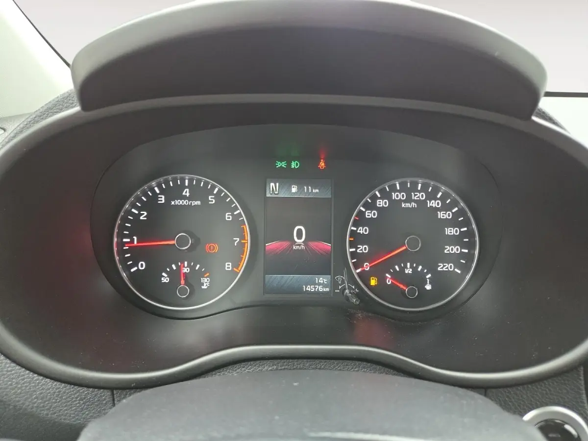 1.0 DPi DynamicPlusLine Automaat | Dealer onderhouden | 1e Eigenaar | Lage KM Stand | Cruise Control | Camera | Carplay & Android | Navi | LM Velgen 15" | Fabrieksgarantie | NAP