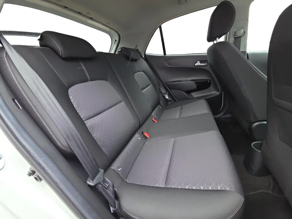 1.0 DPi DynamicPlusLine Automaat | Dealer onderhouden | 1e Eigenaar | Lage KM Stand | Cruise Control | Camera | Carplay & Android | Navi | LM Velgen 15" | Fabrieksgarantie | NAP