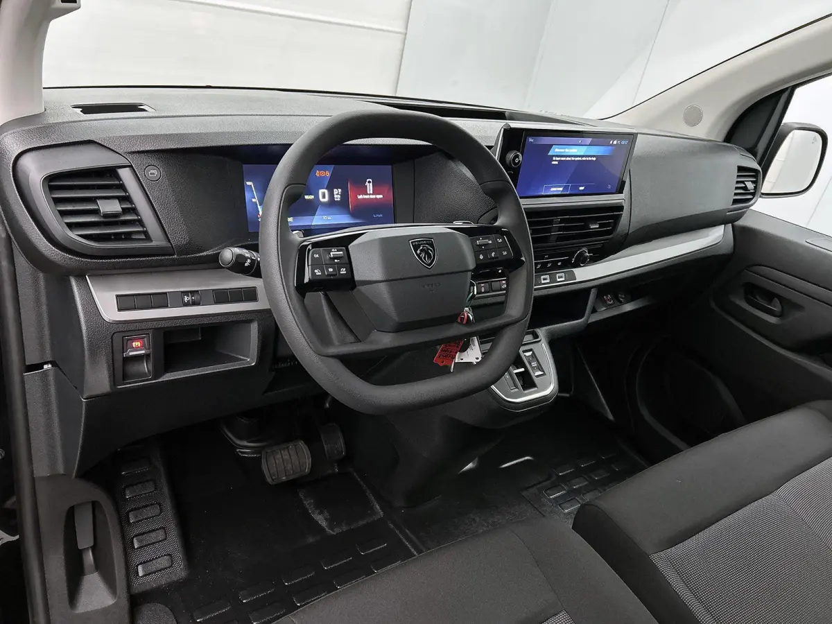 136pk EV L3 DC 75 kWh Automaat | Tot 8 Jaar Garantie | Navigatie | Trekhaak | Climate Control | Cruise Control | Achteruitrijcamera | Parkeersensoren Achter | Houten Vloer | Apple Carplay/An