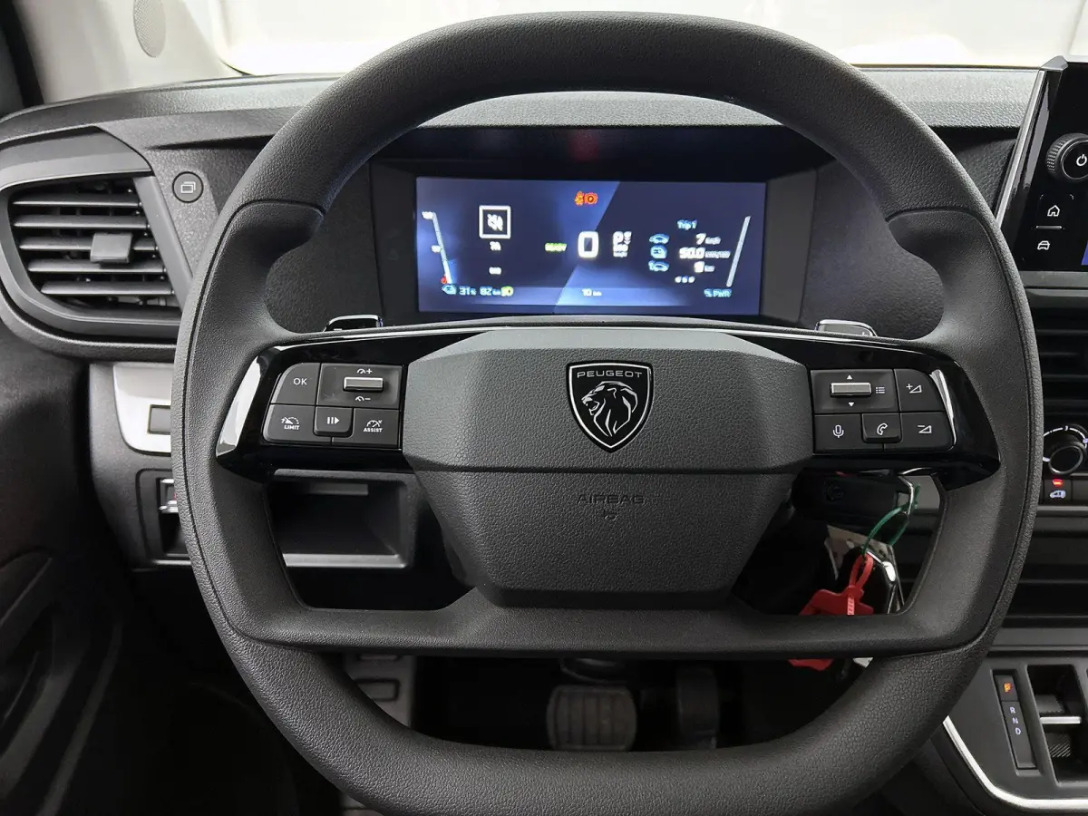 136pk EV L3 DC 75 kWh Automaat | Tot 8 Jaar Garantie | Navigatie | Trekhaak | Climate Control | Cruise Control | Achteruitrijcamera | Parkeersensoren Achter | Houten Vloer | Apple Carplay/An
