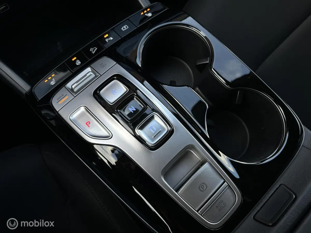 1.6 T-GDI PHEV Hybride Comfort 4WD | Stoelverw. | Stuurverw. | Camera | Apple CarPlay | Afneembare trekhaak
