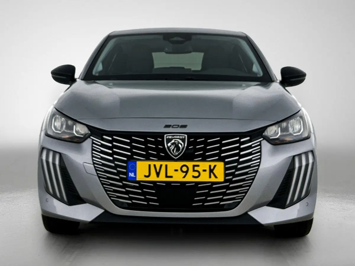 1.2 Hybrid 110pk Allure Automaat | Tot 8 Jaar Garantie | Navigatie | 360 Camera | Adaptieve Cruise Control | 16"LMV | Dodehoekdetectie | Draadloze telefoonlader | Apple Carplay/Android Auto 