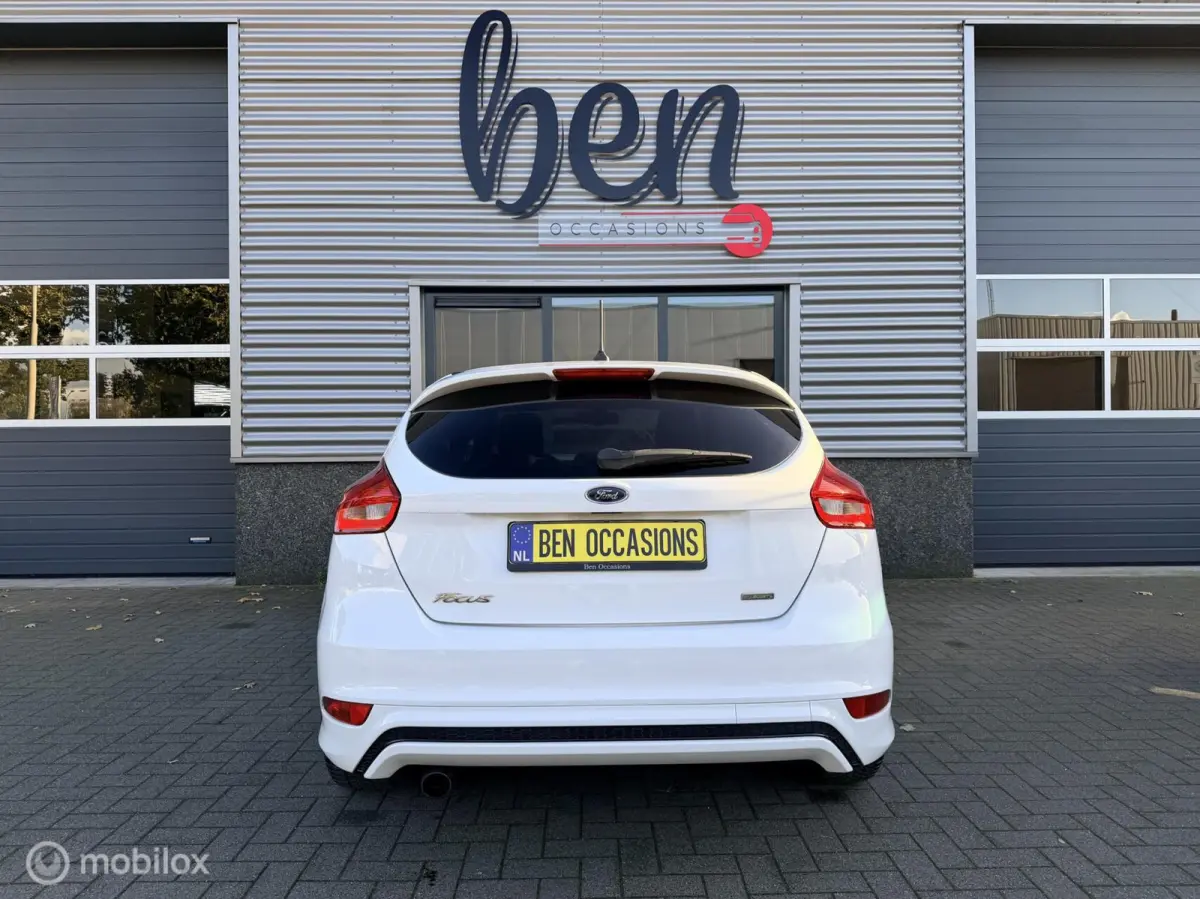 1.0 ST-Line 1e Eigenaar NIEUWSTAAT!!!