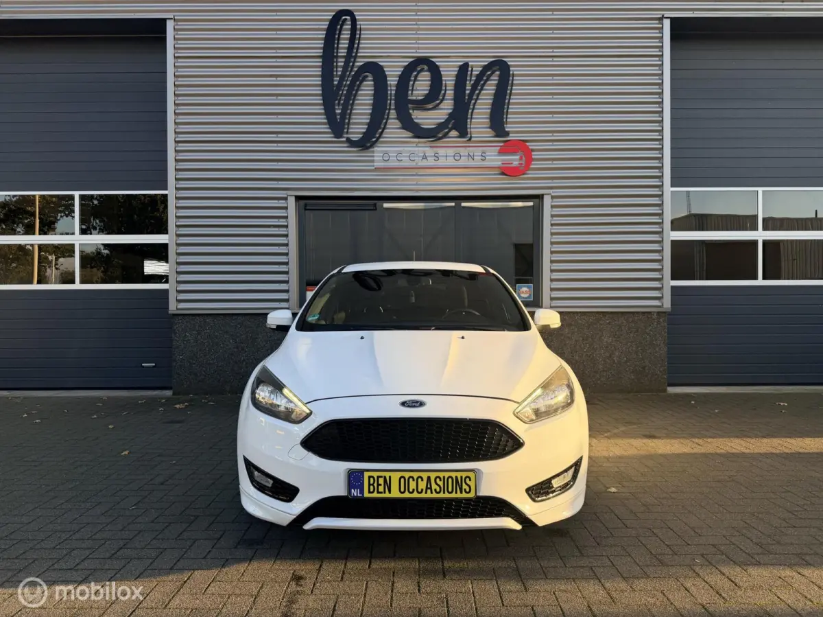 1.0 ST-Line 1e Eigenaar NIEUWSTAAT!!!
