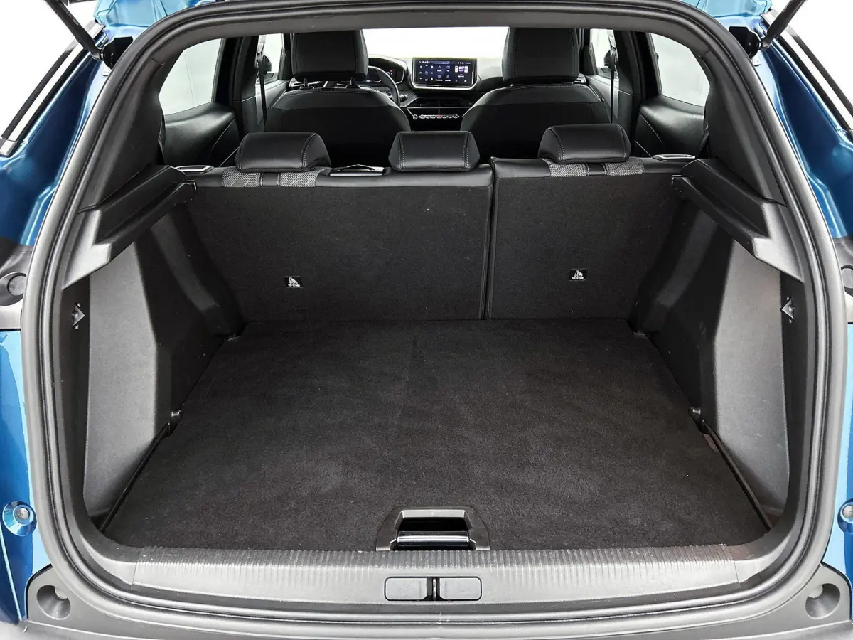 1.2 100pk Allure | Navigatie | Climate Control | Cruise Control | 17"LMV | Parkeersensoren | LED | Keyless | Apple Carplay/Android Auto |
