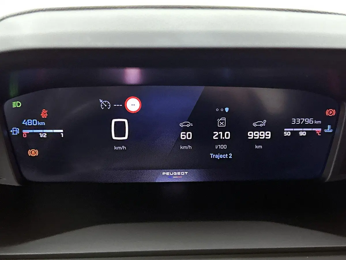 1.2 100pk Allure | Navigatie | Climate Control | Cruise Control | 17"LMV | Parkeersensoren | LED | Keyless | Apple Carplay/Android Auto |