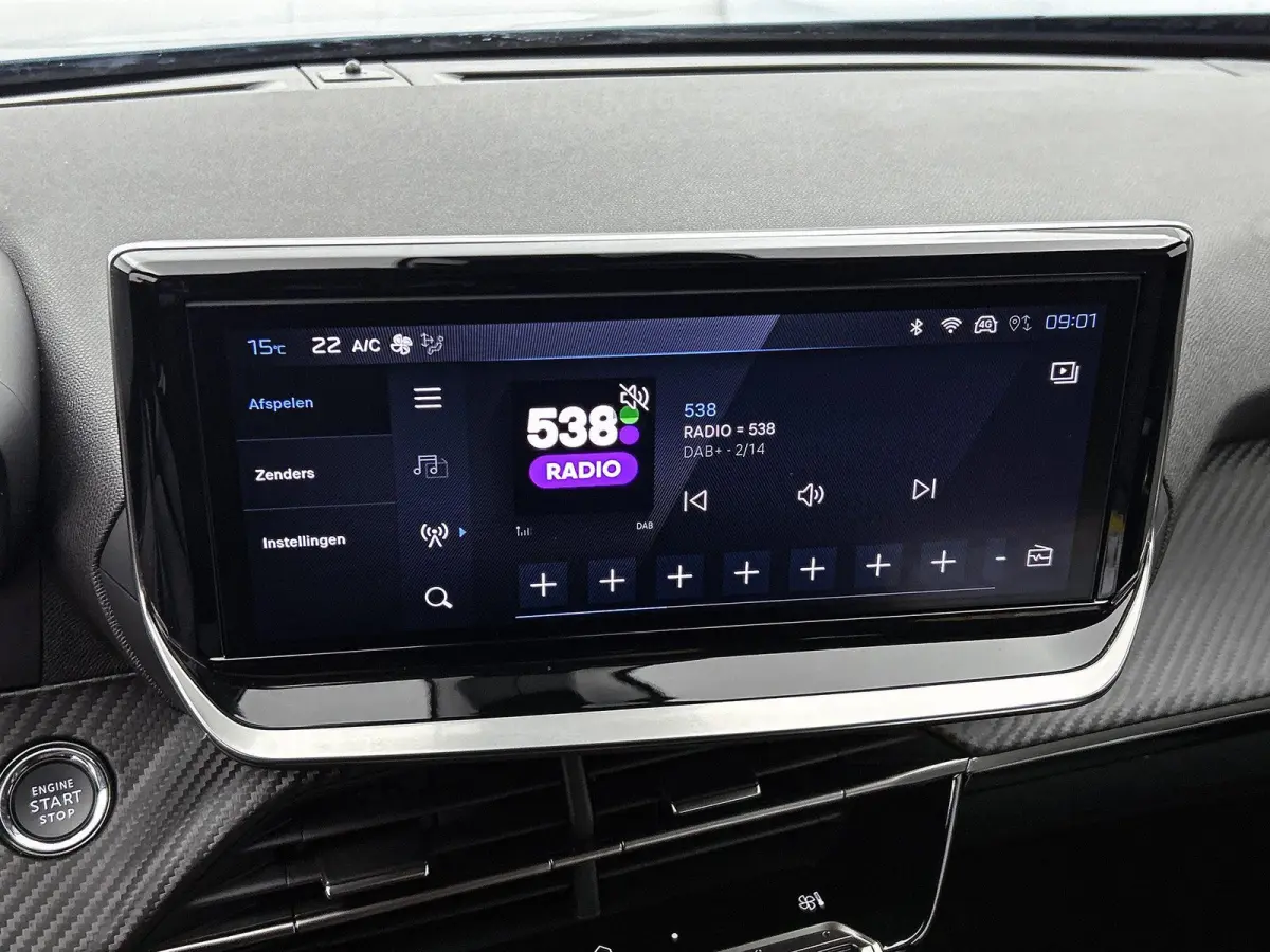 1.2 100pk Allure | Navigatie | Climate Control | Cruise Control | 17"LMV | Parkeersensoren | LED | Keyless | Apple Carplay/Android Auto |