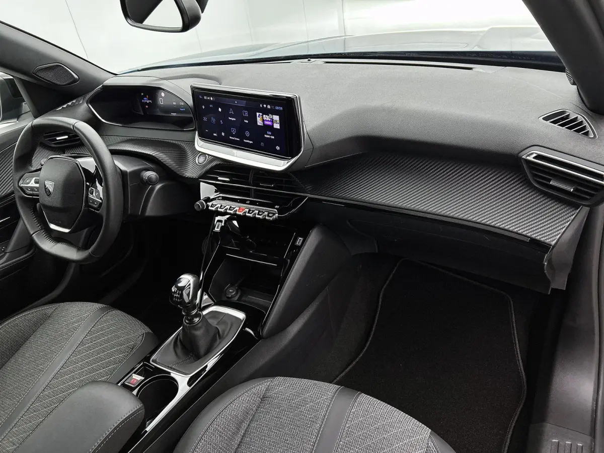 1.2 100pk Allure | Navigatie | Climate Control | Cruise Control | 17"LMV | Parkeersensoren | LED | Keyless | Apple Carplay/Android Auto |