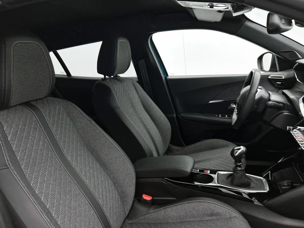 1.2 100pk Allure | Navigatie | Climate Control | Cruise Control | 17"LMV | Parkeersensoren | LED | Keyless | Apple Carplay/Android Auto |
