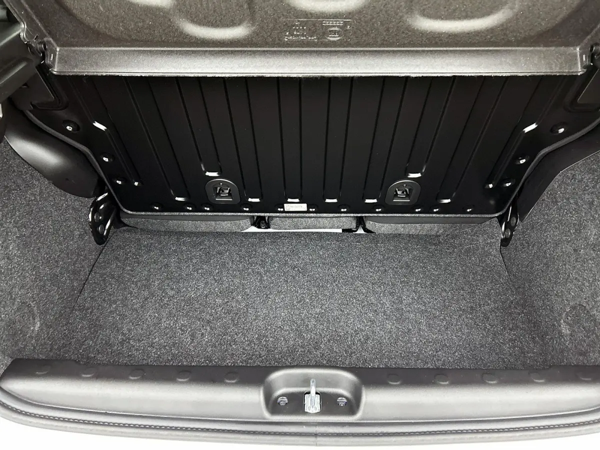 1.0 Cross | Tot 8 Jaar Garantie | VOORRAAD VOORDEEL | Apple Carplay/Android Auto | Airco | Cruise Control | 15"LMV |
