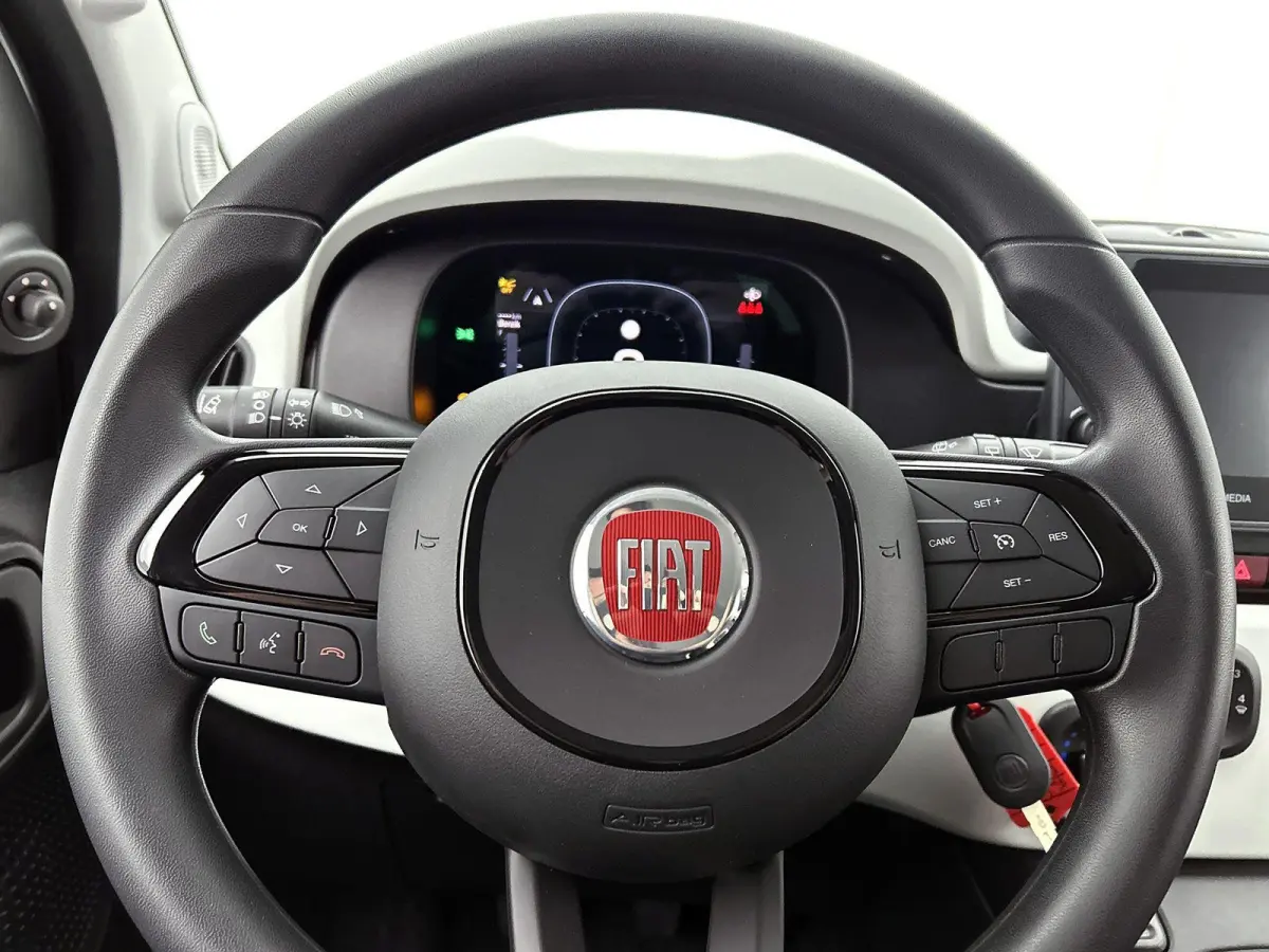 1.0 Cross | Tot 8 Jaar Garantie | VOORRAAD VOORDEEL | Apple Carplay/Android Auto | Airco | Cruise Control | 15"LMV |