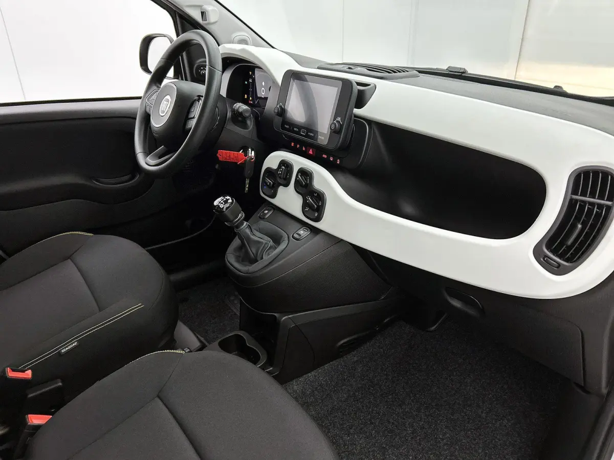 1.0 Cross | Tot 8 Jaar Garantie | VOORRAAD VOORDEEL | Apple Carplay/Android Auto | Airco | Cruise Control | 15"LMV |