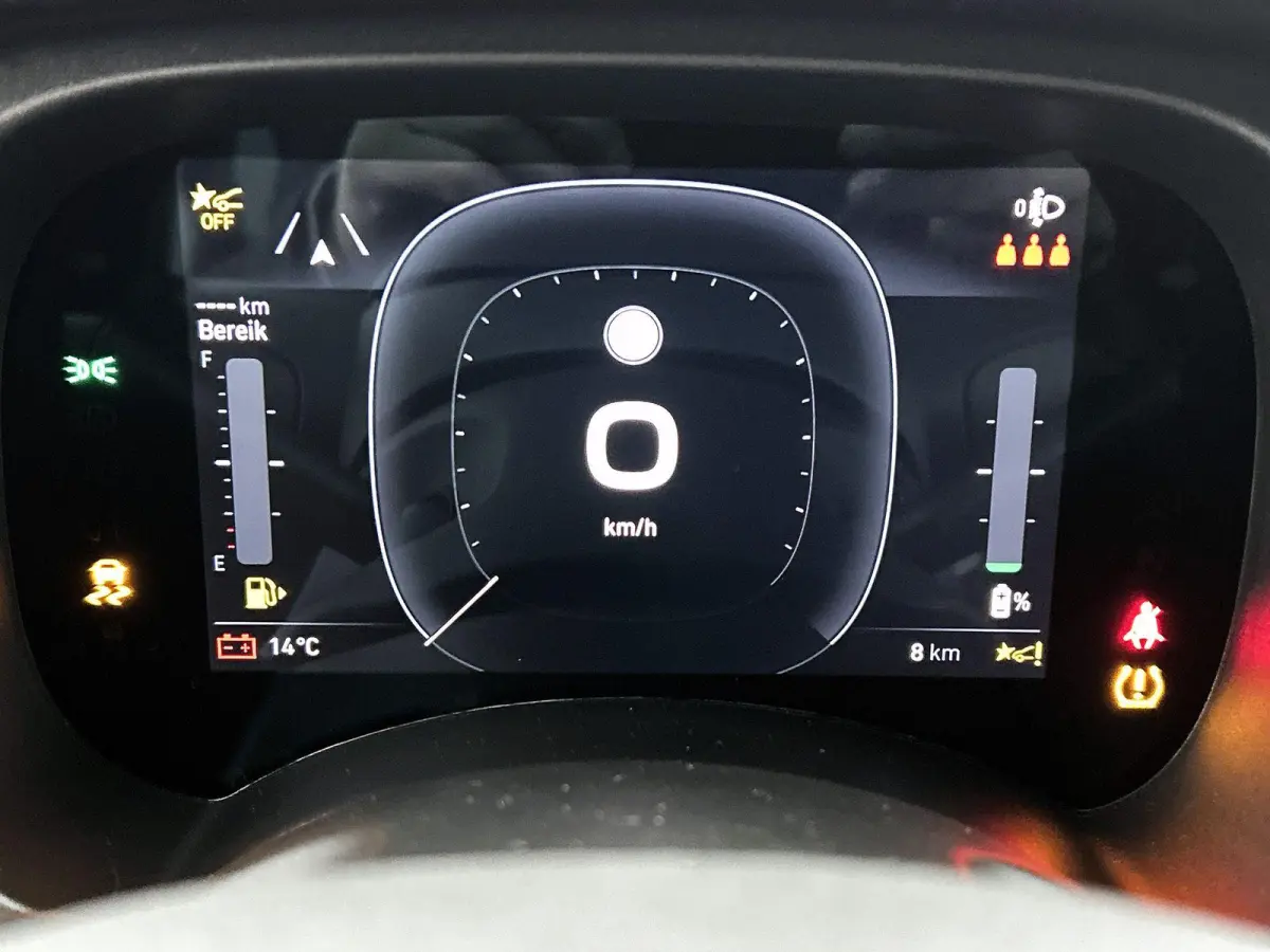 1.0 Cross | Tot 8 Jaar Garantie | VOORRAAD VOORDEEL | Apple Carplay/Android Auto | Airco | Cruise Control | 15"LMV |