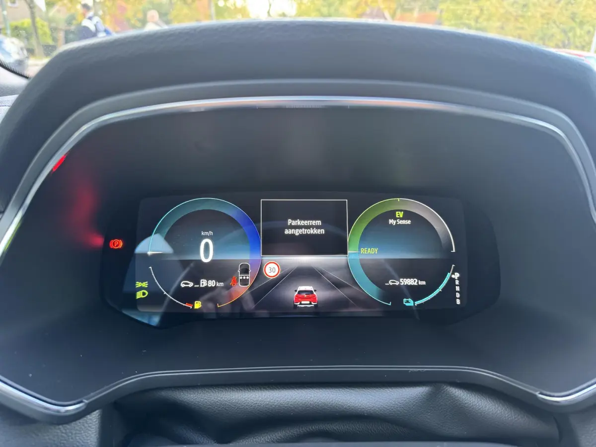 1.6 E-Tech Hybrid 145 Rive Gauche
