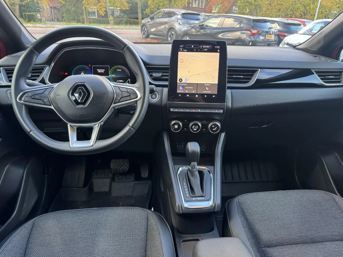 1.6 E-Tech Hybrid 145 Rive Gauche