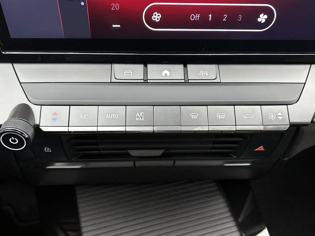 156pk 54 kWh Edition Automaat | Tot 8 Jaar Garantie | Apple Carplay/Android Auto | 18"LMV | Parkeersensoren | Adaptieve Cruise Control |