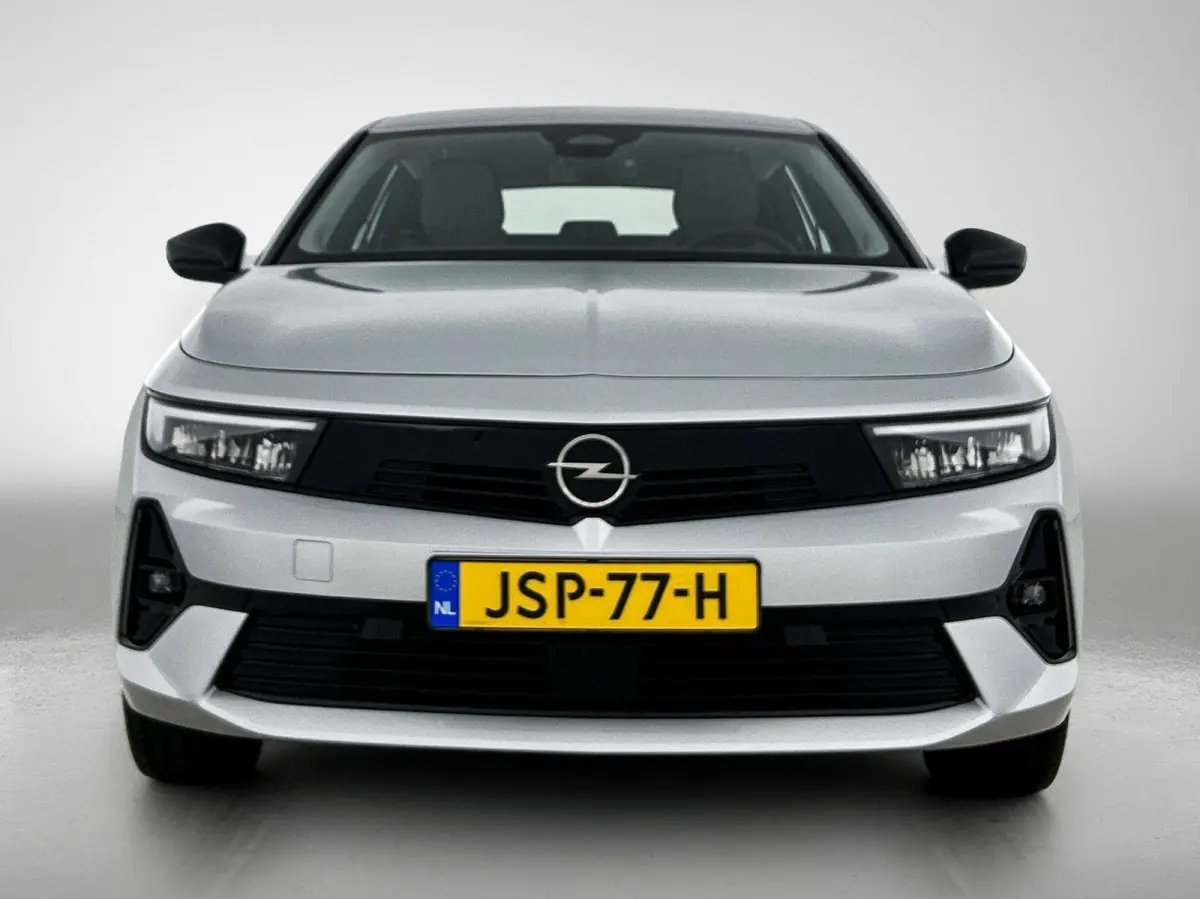 156pk 54 kWh Edition Automaat | Tot 8 Jaar Garantie | Apple Carplay/Android Auto | 18"LMV | Parkeersensoren | Adaptieve Cruise Control |