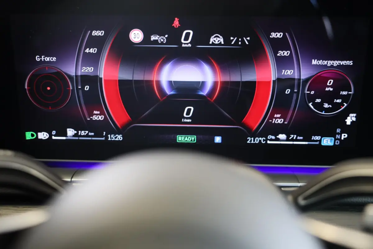400 e 4MATIC AMG 63 Look / Massage / Softclose / Head Up / Leder / 360 Camera / Memory / 23 Inch / Led