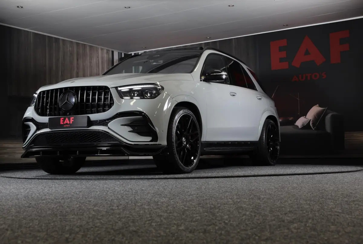 400 e 4MATIC AMG 63 Look / Massage / Softclose / Head Up / Leder / 360 Camera / Memory / 23 Inch / Led