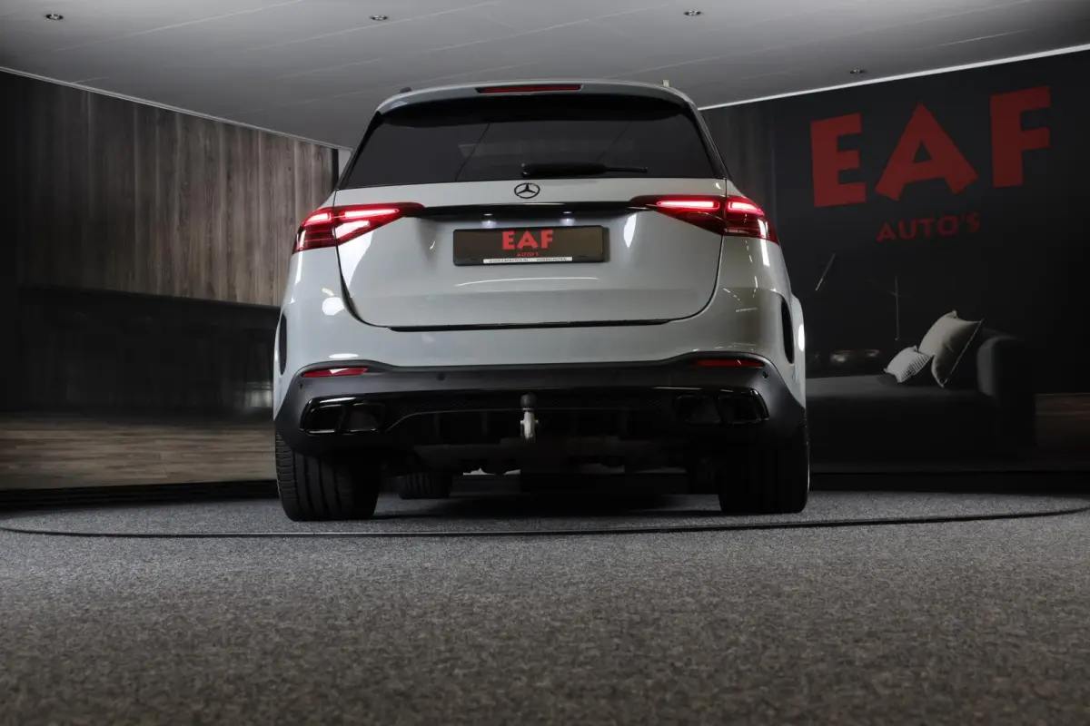 400 e 4MATIC AMG 63 Look / Massage / Softclose / Head Up / Leder / 360 Camera / Memory / 23 Inch / Led