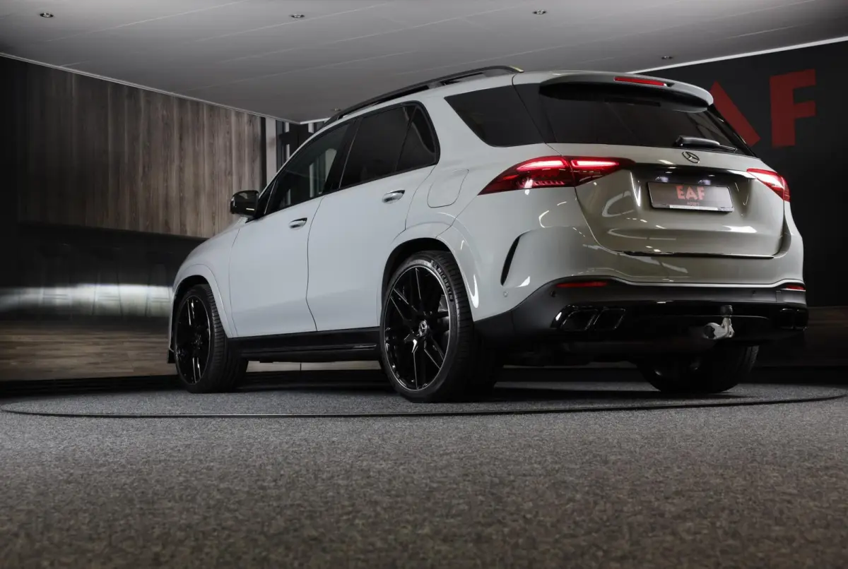 400 e 4MATIC AMG 63 Look / Massage / Softclose / Head Up / Leder / 360 Camera / Memory / 23 Inch / Led