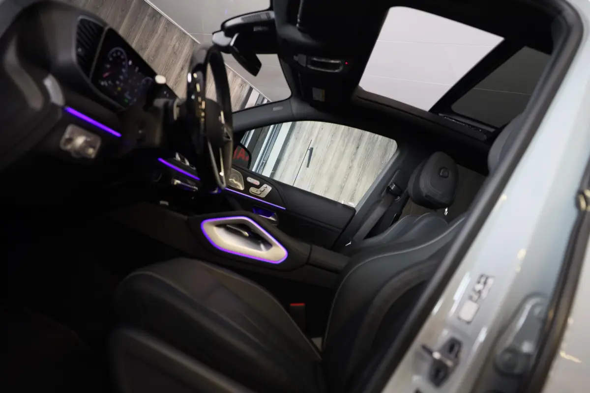 400 e 4MATIC AMG 63 Look / Massage / Softclose / Head Up / Leder / 360 Camera / Memory / 23 Inch / Led