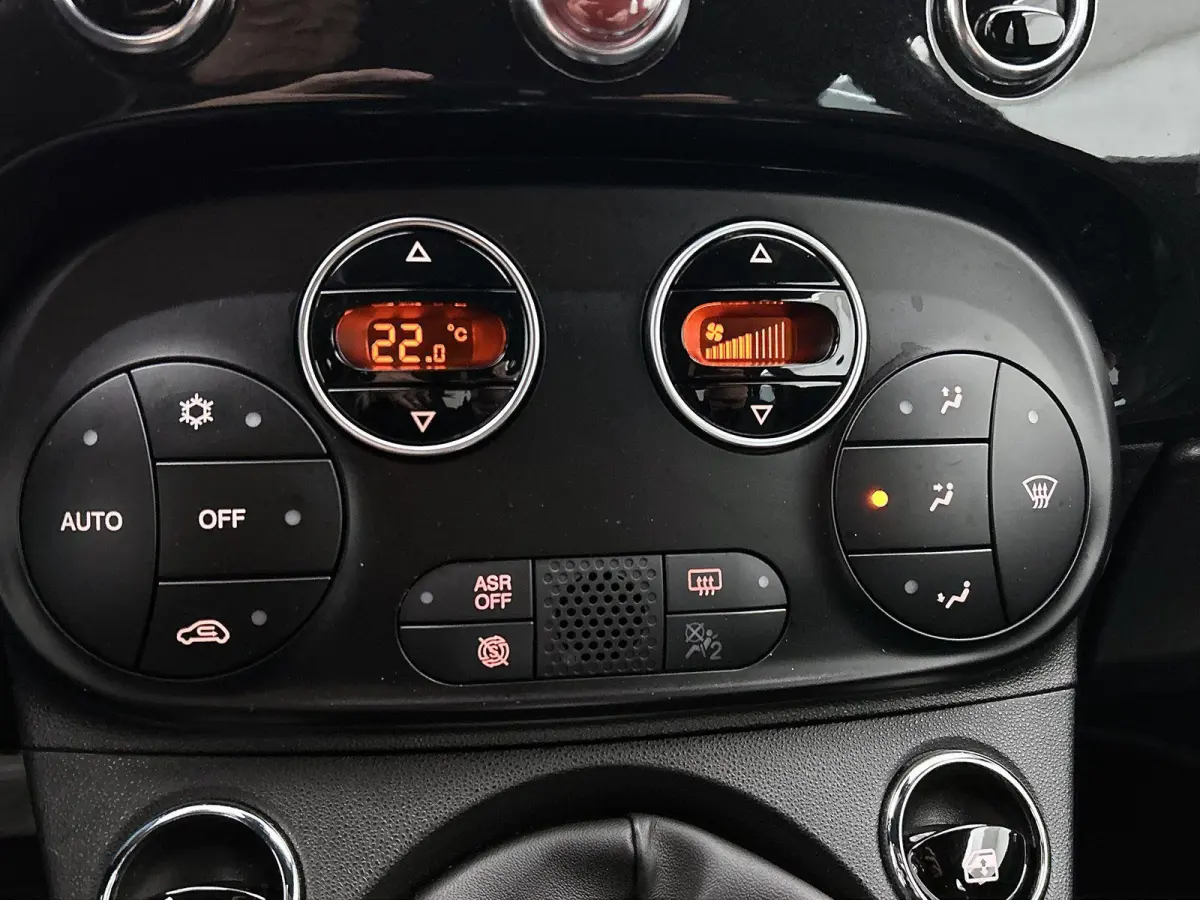 1.0 70pk Launch Edition | Soft-Top | Navigatie | Climate Control | Cruise Control | 16"LMV | Parkeersensoren |