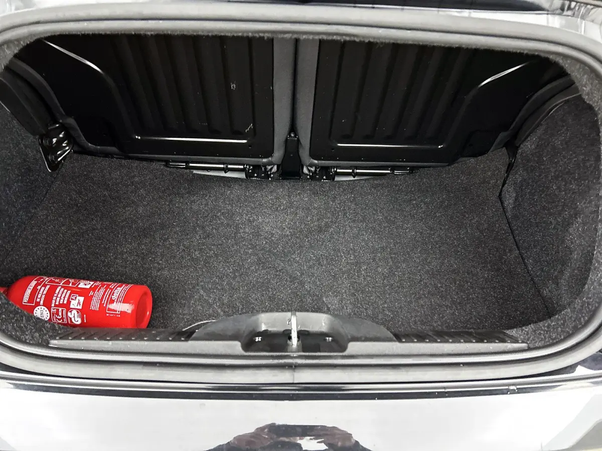 1.0 70pk Launch Edition | Soft-Top | Navigatie | Climate Control | Cruise Control | 16"LMV | Parkeersensoren |