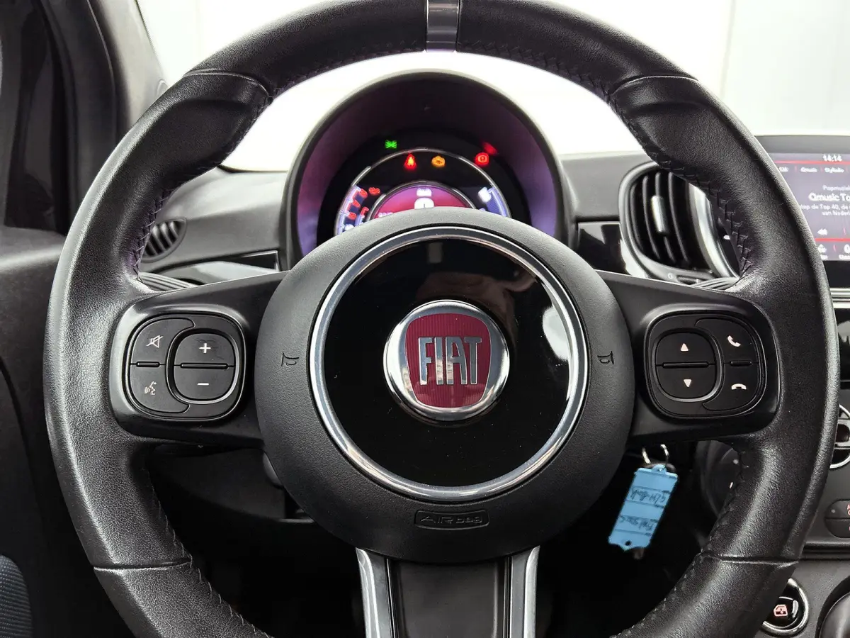 1.0 70pk Launch Edition | Soft-Top | Navigatie | Climate Control | Cruise Control | 16"LMV | Parkeersensoren |