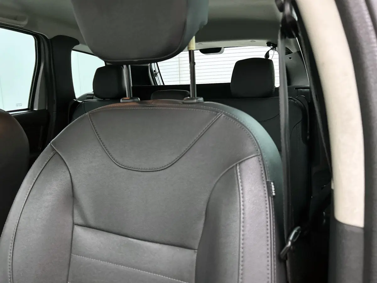 1.2 TCe 4x2 Prestige |  WORDT VERWACHT | TREKHAAK | AIRCO | ACHTERUITRIJCAMERA | NAVIGATIE | CRUISE CONTROL |