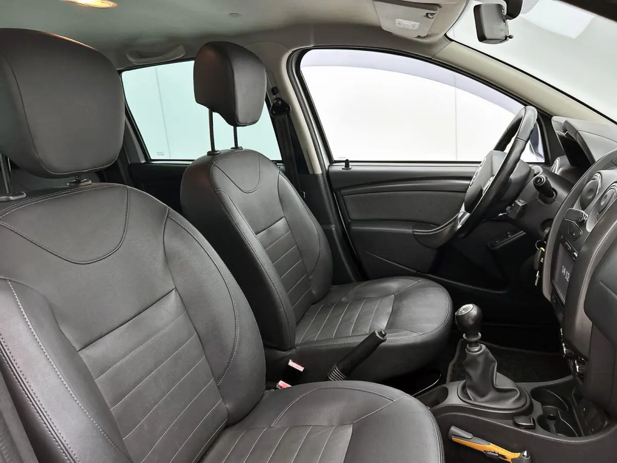 1.2 TCe 4x2 Prestige |  WORDT VERWACHT | TREKHAAK | AIRCO | ACHTERUITRIJCAMERA | NAVIGATIE | CRUISE CONTROL |