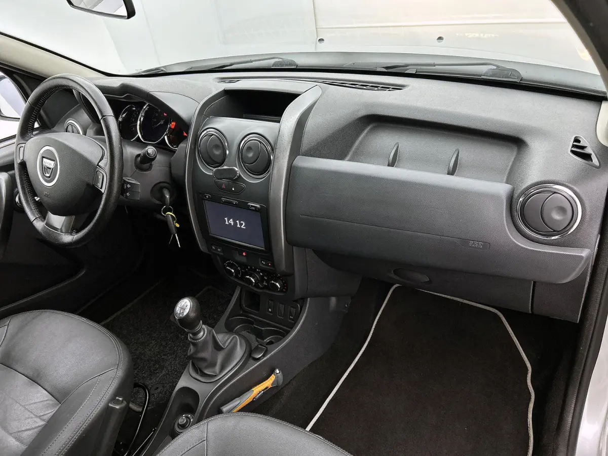 1.2 TCe 4x2 Prestige |  WORDT VERWACHT | TREKHAAK | AIRCO | ACHTERUITRIJCAMERA | NAVIGATIE | CRUISE CONTROL |