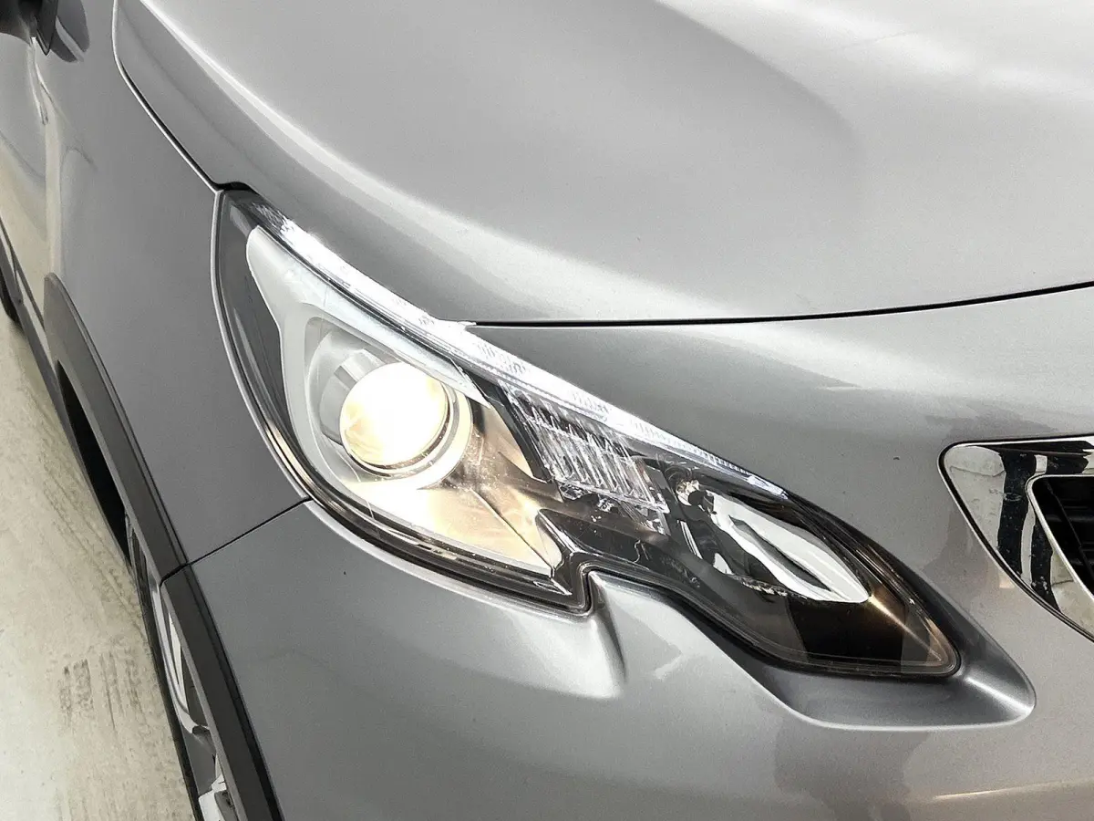 1.2 130pk Blue Lease Allure | Trekhaak | Glazendak | Navigatie | Climate Control | Cruise Control | Camera | 17"LMV |