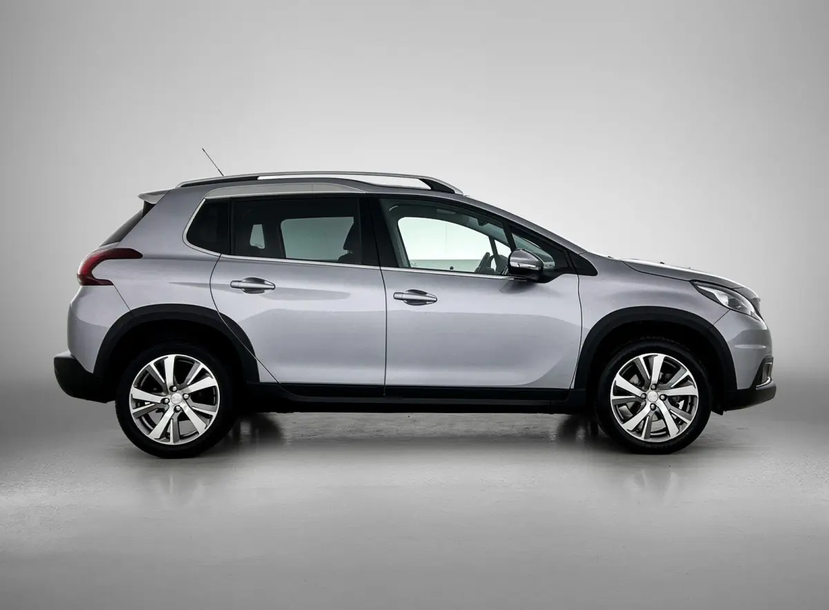 1.2 130pk Blue Lease Allure | Trekhaak | Glazendak | Navigatie | Climate Control | Cruise Control | Camera | 17"LMV |