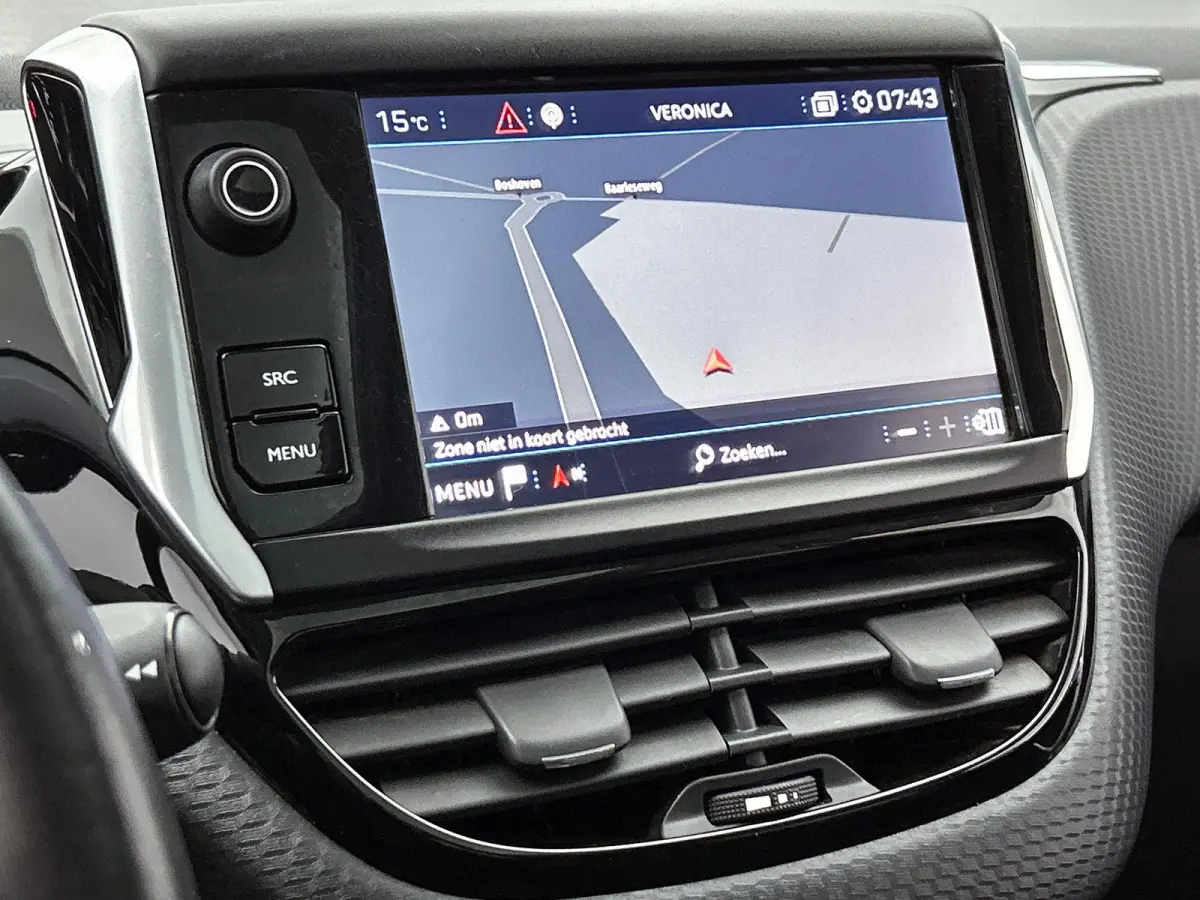 1.2 130pk Blue Lease Allure | Trekhaak | Glazendak | Navigatie | Climate Control | Cruise Control | Camera | 17"LMV |