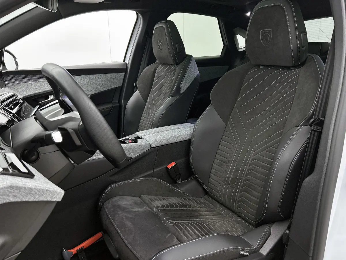 Launch Edition 325pk Dual Motor 73 kWh Automaat | Tot 8 Jaar Garantie | 490km WLTP Actieradius | Navigatie | Panoramisch schuif-kanteldak | 360° camera | Lederen AGR stoel elektrisch+geheug