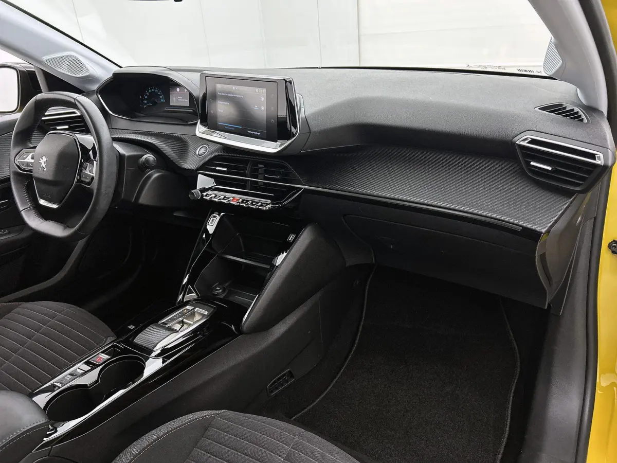 EV 136pk Active 50 kWh Automaat | Apple Carplay/Android Auto | Climate Control | DAB Radio | Cruise Control | LED | Isofix | Bluetooth | Parkeersensoren |