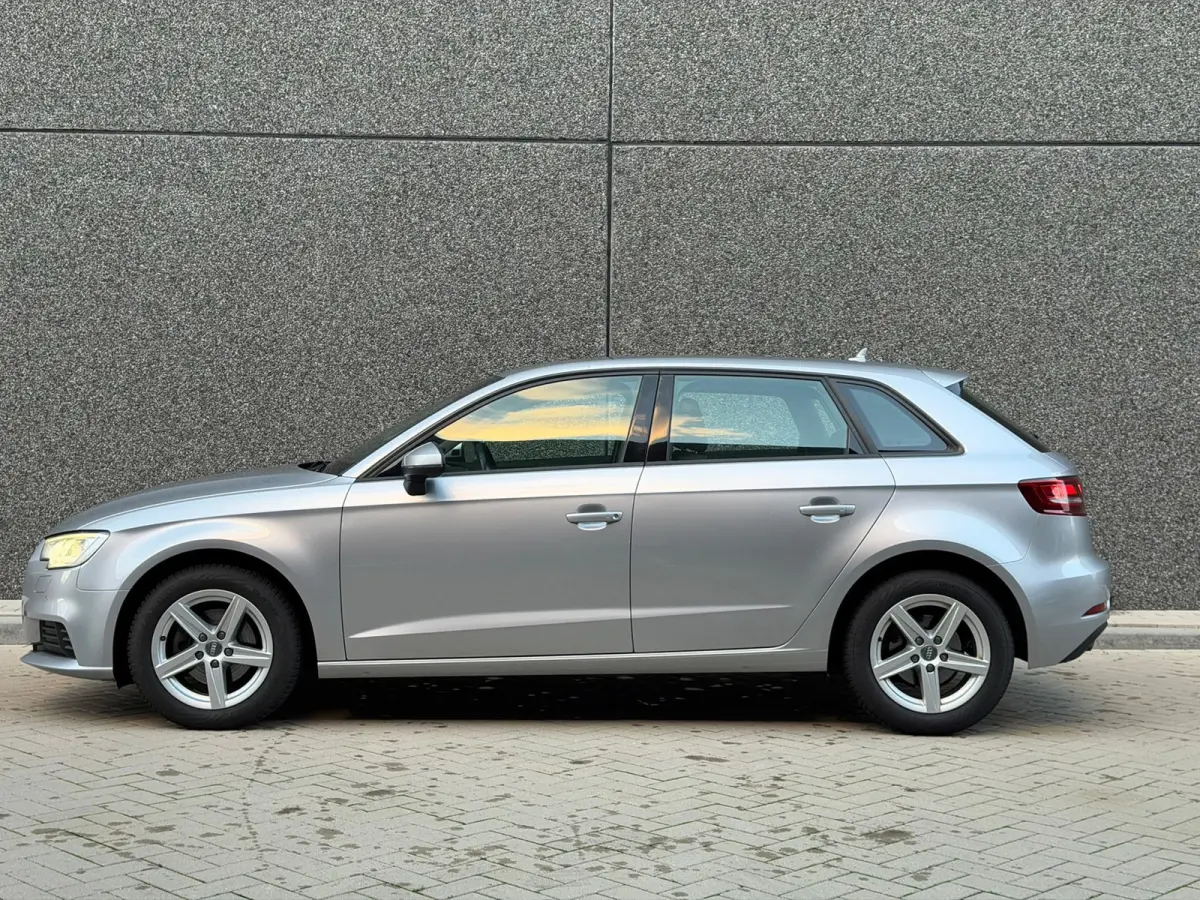 1.0 TFSI Pro Line (CAMERA, PARKEERSENSOREN, DODE HOEK DETECTIE, GOED ONDERHOUDEN, NAVIGATIE, CLIMATE, ETC.)