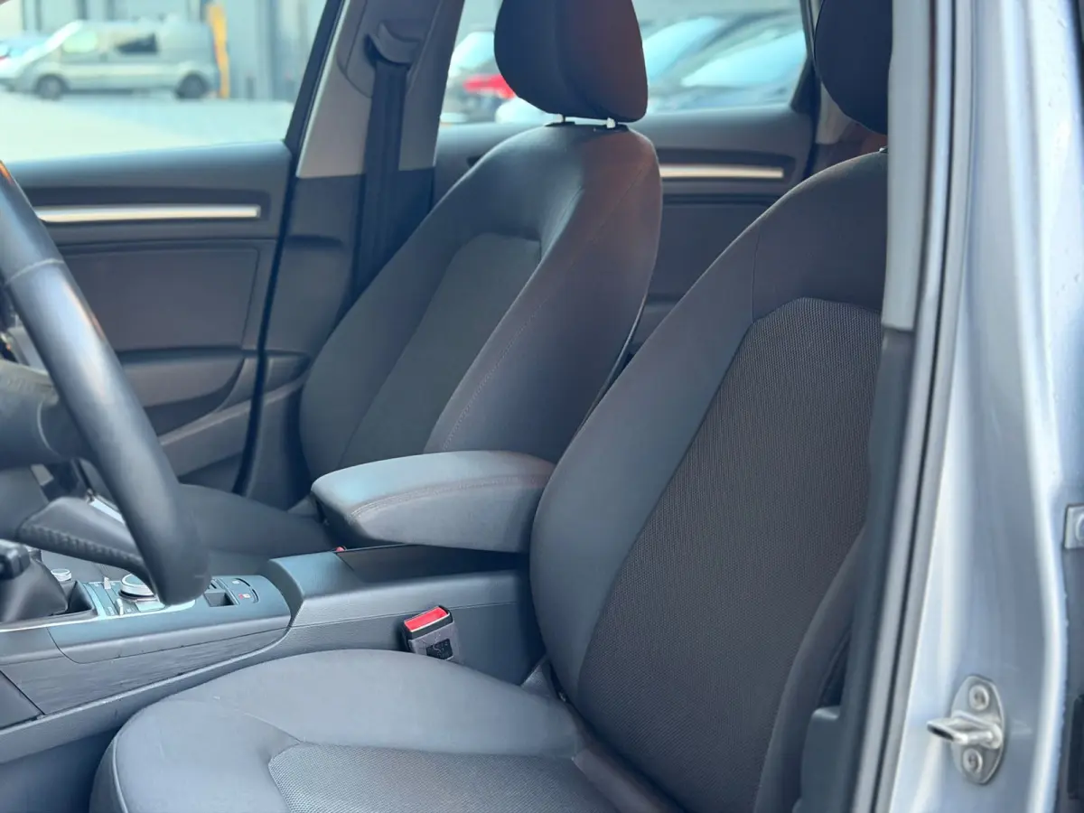 1.0 TFSI Pro Line (CAMERA, PARKEERSENSOREN, DODE HOEK DETECTIE, GOED ONDERHOUDEN, NAVIGATIE, CLIMATE, ETC.)