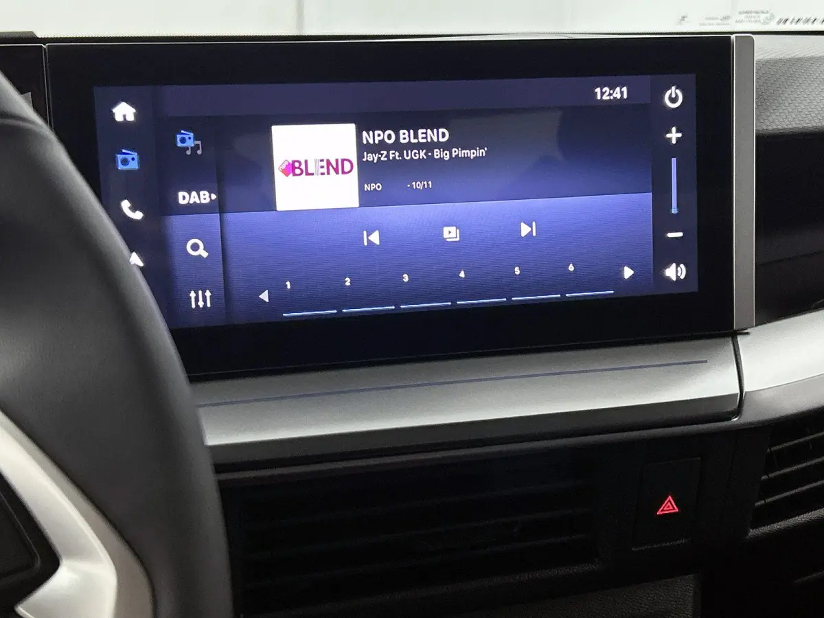 1.2 145pk Hybrid GS Automaat | Tot 8 Jaar Garantie | Stoel-/Stuurverwarming | Camera | Navigatie | Climate Control | Apple Carplay/Android Auto | Dodehoek detectie | Cruise Control | LMV 17'