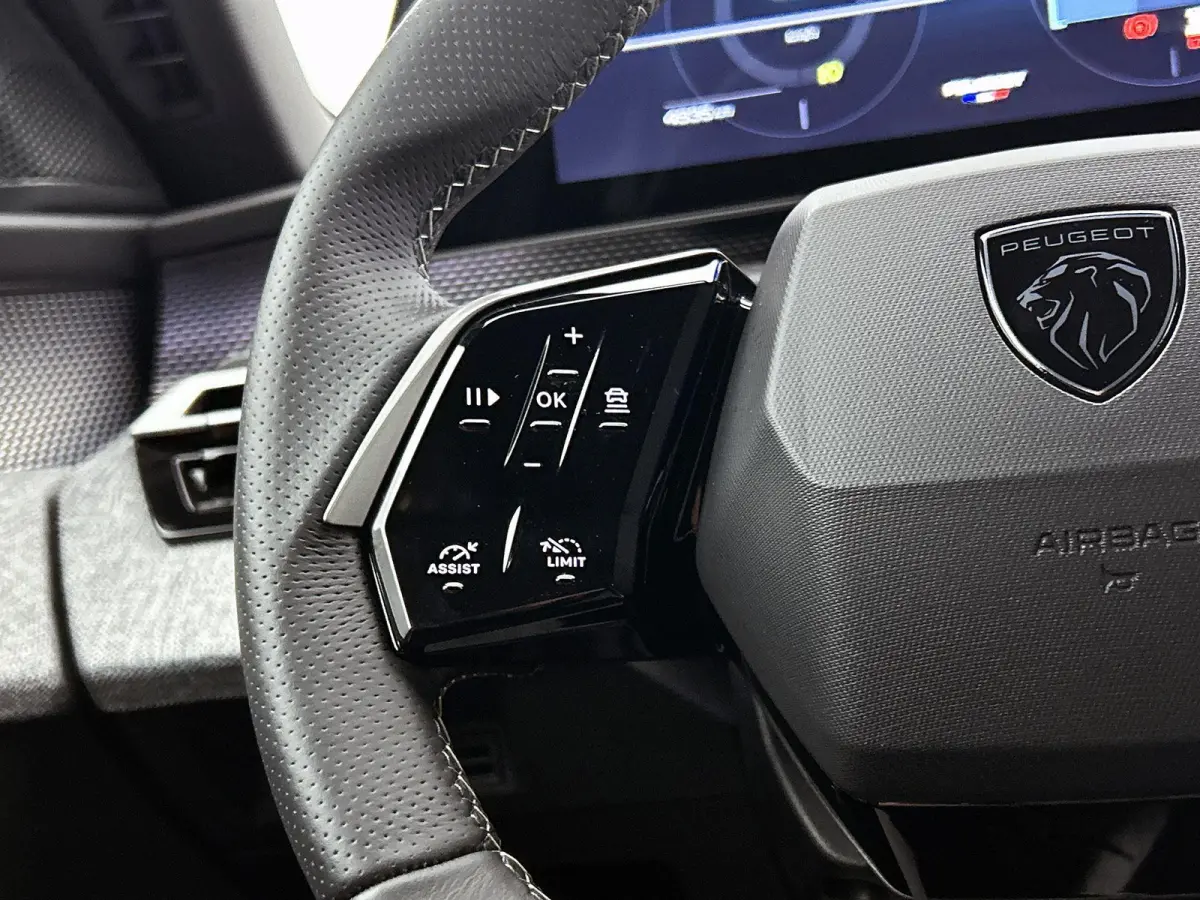 1.2 Hybrid 145pk GT Automaat | 3-Fase | Elektrische Achterklep | Adaptieve Cruise Control | Navigatie | 19"LMV | Matrix-LED | Dodehoekdetectie | Stoelverwarming |