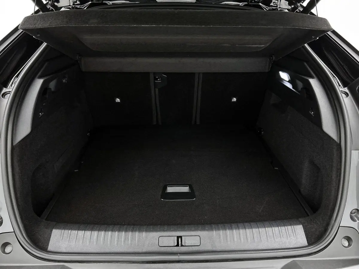 1.2 Hybrid 145pk GT Automaat | 3-Fase | Elektrische Achterklep | Adaptieve Cruise Control | Navigatie | 19"LMV | Matrix-LED | Dodehoekdetectie | Stoelverwarming |